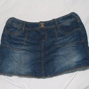 Raw Hem Mini Skirt Denim NWT SO Womens Size 11 Dark Wash Distressed 13” Length